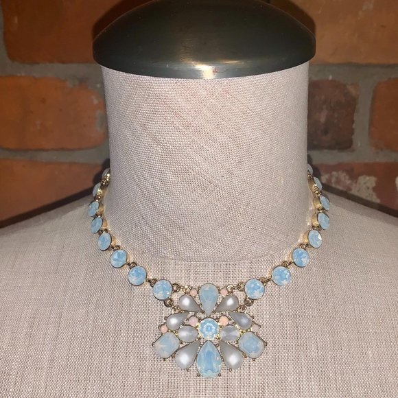 CONVERTIBLE WHITE BEACH & RHINESTONE MULTI-ROW NECKLACE - Picture 12 of 12